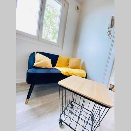 Appartement Cosy Avec Jardin Chaleureux Laon Exterior photo
